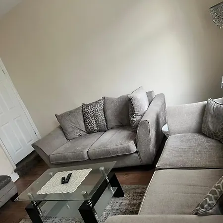 Holiday home Two Bed Terraced House *